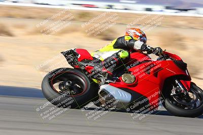 media/Jan-09-2022-SoCal Trackdays (Sun) [[2b1fec8404]]/Turn 8 (1045am)/